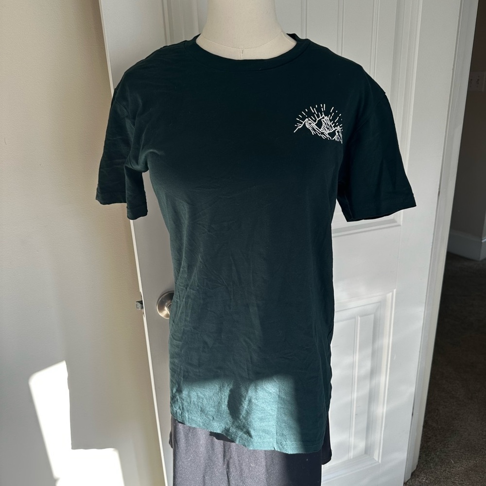REI Black Short Sleeve Tee with Crew Neck